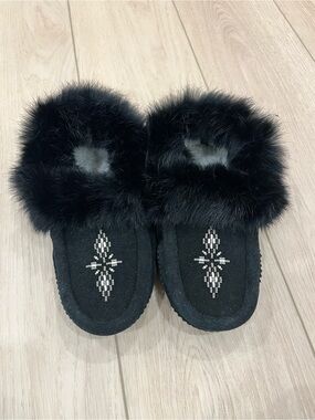 Manitobah Mukluks Tipi Moccasin Ladies 6